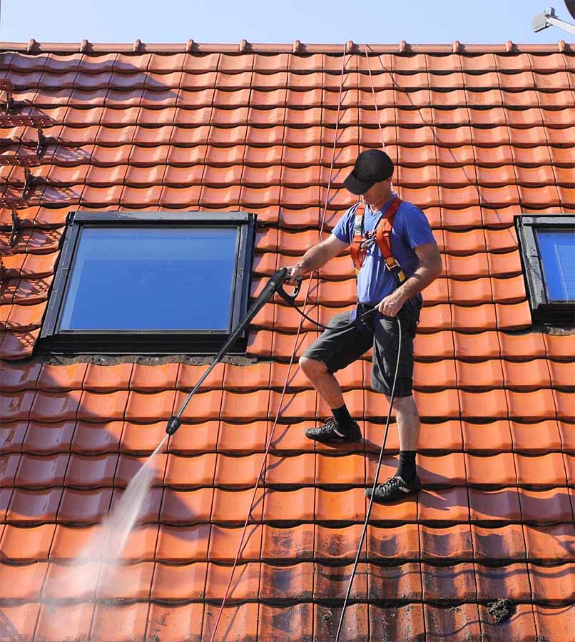 high pressure roof cleaning